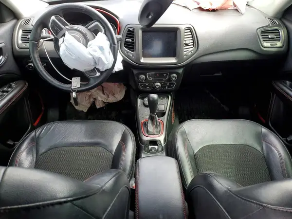 3C4NJDDB5JT259612 2018 JEEP COMPASS - Image 8