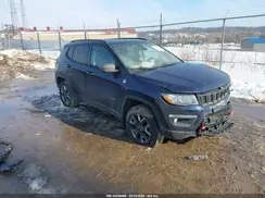 3C4NJDDB5JT270867 2018 JEEP COMPASS
