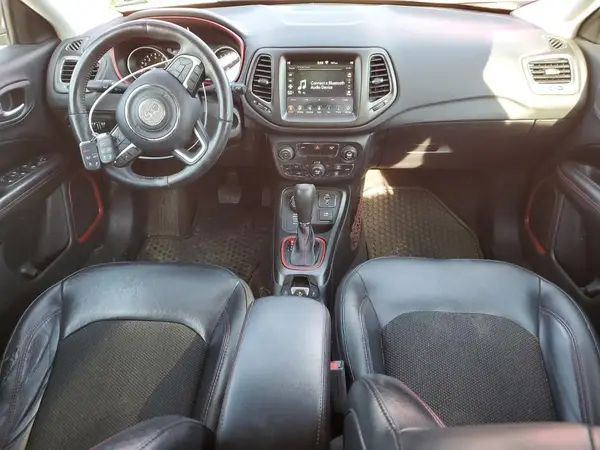 3C4NJDDB5JT280606 2018 JEEP COMPASS - Image 8