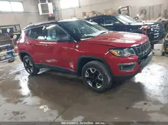 3C4NJDDB5JT307366 2018 JEEP COMPASS