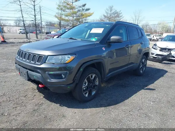 3C4NJDDB5JT316326 2018 JEEP COMPASS - Image 2