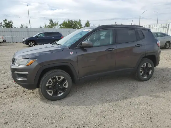 3C4NJDDB5JT330128 2018 JEEP COMPASS - Image 1
