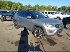 3C4NJDDB5JT413042 2018 JEEP COMPASS