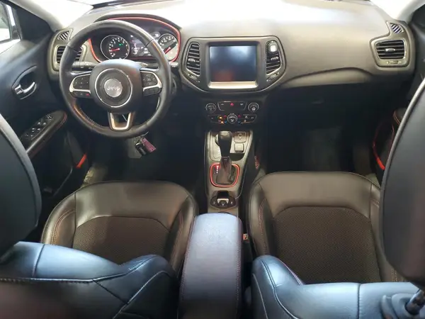 3C4NJDDB5JT419438 2018 JEEP COMPASS - Image 8
