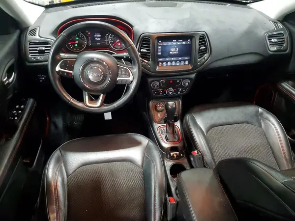 3C4NJDDB5JT441682 2018 JEEP COMPASS - Image 8