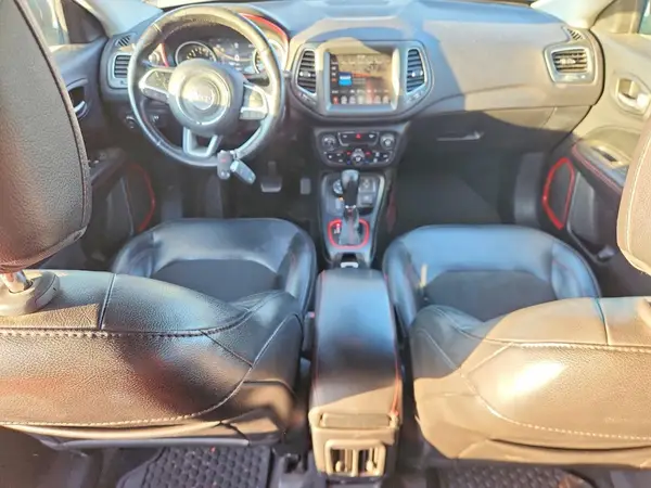 3C4NJDDB5JT451662 2018 JEEP COMPASS - Image 8
