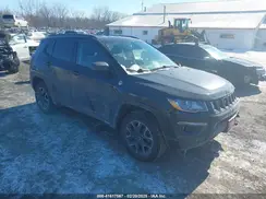 3C4NJDDB5JT458112 2018 JEEP COMPASS