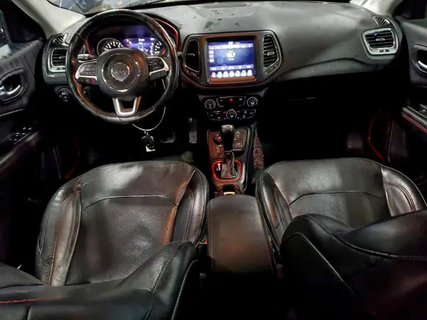 3C4NJDDB5JT479932 2018 JEEP COMPASS - Image 8