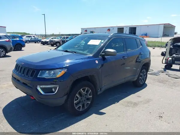 3C4NJDDB5KT595164 2019 JEEP COMPASS - Image 2