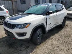 3C4NJDDB5KT617633 2019 JEEP COMPASS