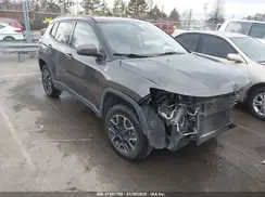 3C4NJDDB5KT620337 2019 JEEP COMPASS