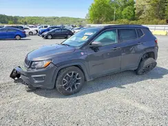 3C4NJDDB5KT627546 2019 JEEP COMPASS