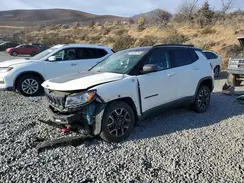3C4NJDDB5KT660563 2019 JEEP COMPASS