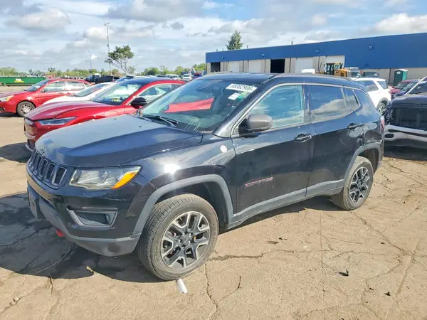 3C4NJDDB5KT665410 2019 JEEP COMPASS - Image 1