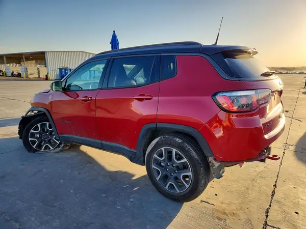 3C4NJDDB5KT667769 2019 JEEP COMPASS - Image 2