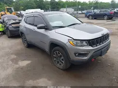 3C4NJDDB5KT671739 2019 JEEP COMPASS