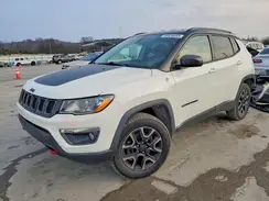 3C4NJDDB5KT688119 2019 JEEP COMPASS