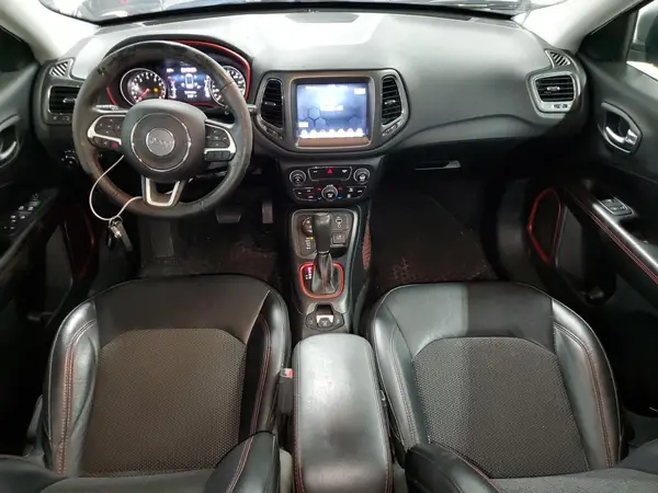 3C4NJDDB5KT688430 2019 JEEP COMPASS - Image 8