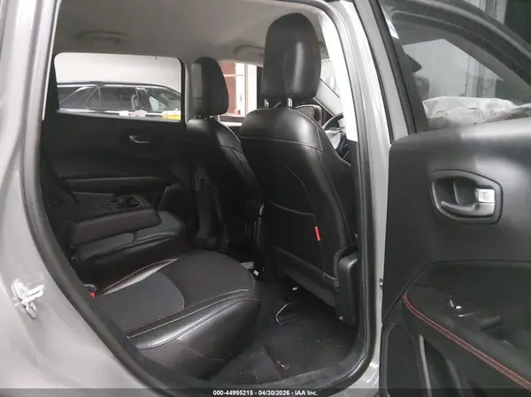 3C4NJDDB5KT690419 2019 JEEP COMPASS - Image 8
