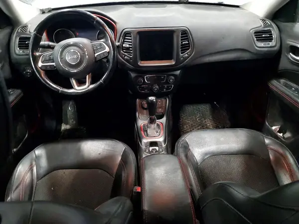 3C4NJDDB5KT696740 2019 JEEP COMPASS - Image 8