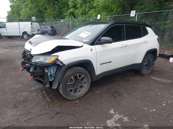3C4NJDDB5KT721166 2019 JEEP COMPASS - Image 2