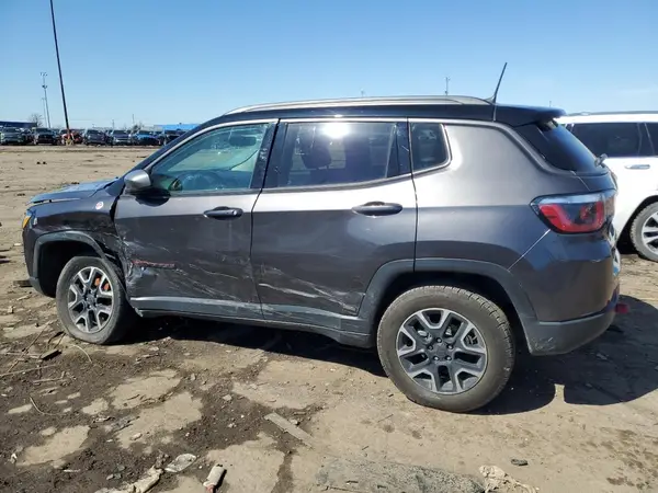 3C4NJDDB5KT721474 2019 JEEP COMPASS - Image 2