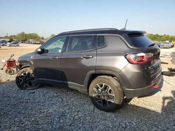 3C4NJDDB5KT722026 2019 JEEP COMPASS - Image 2