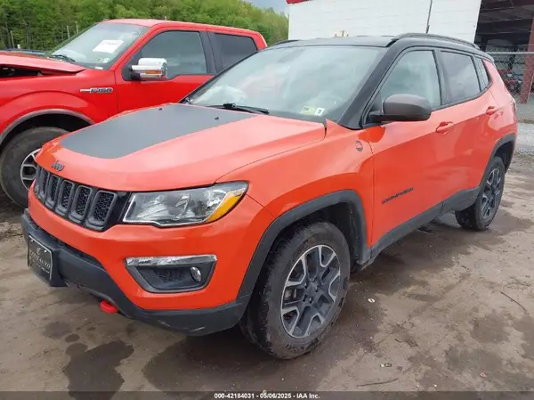 3C4NJDDB5KT754054 2019 JEEP COMPASS - Image 2