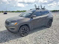 3C4NJDDB5KT759898 2019 JEEP COMPASS