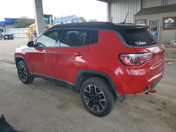 3C4NJDDB5KT771484 2019 JEEP COMPASS - Image 2