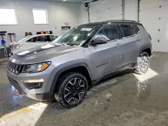 3C4NJDDB5KT775762 2019 JEEP COMPASS