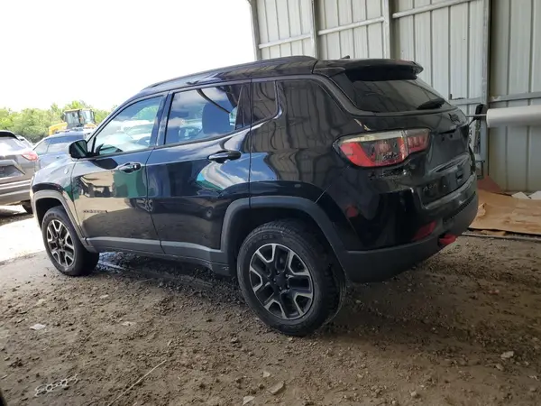 3C4NJDDB5KT795252 2019 JEEP COMPASS - Image 2