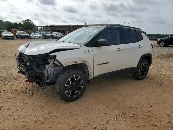 3C4NJDDB5KT795347 2019 JEEP COMPASS - Image 1