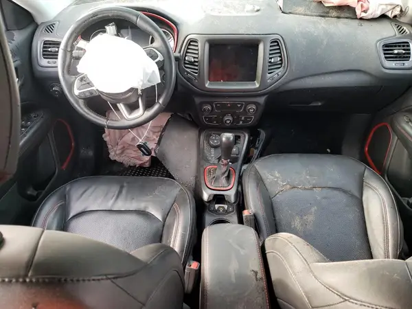 3C4NJDDB5LT101242 2020 JEEP COMPASS - Image 8