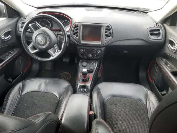 3C4NJDDB5LT122219 2020 JEEP COMPASS - Image 8