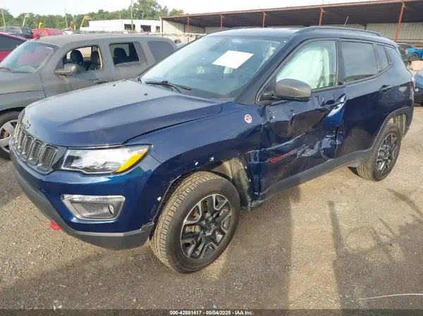 3C4NJDDB5LT151638 2020 JEEP COMPASS - Image 2