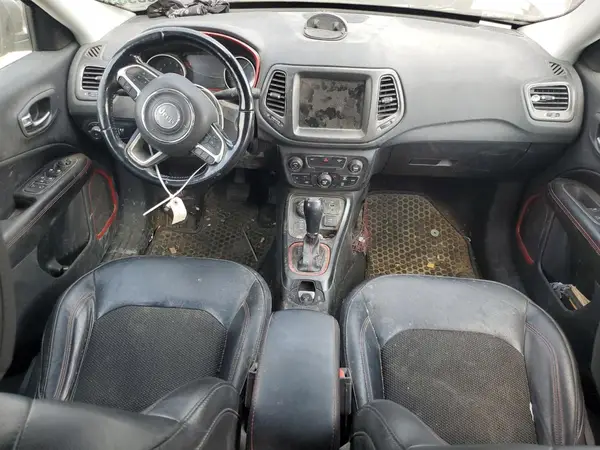 3C4NJDDB5LT159643 2020 JEEP COMPASS - Image 8