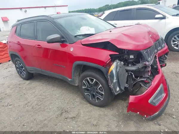 3C4NJDDB5LT166656 2020 JEEP COMPASS - Image 1