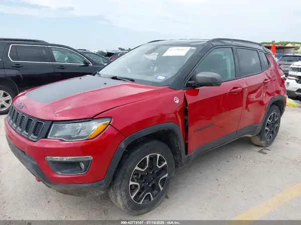 3C4NJDDB5LT215385 2020 JEEP COMPASS - Image 2