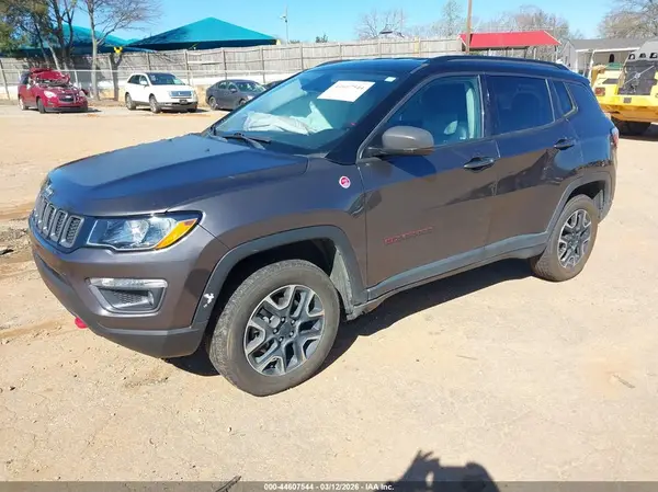 3C4NJDDB5LT220876 2020 JEEP COMPASS - Image 2