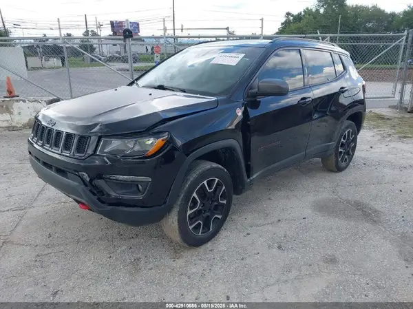 3C4NJDDB5MT540149 2021 JEEP COMPASS - Image 2