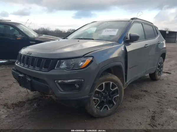 3C4NJDDB5MT594387 2021 JEEP COMPASS - Image 2