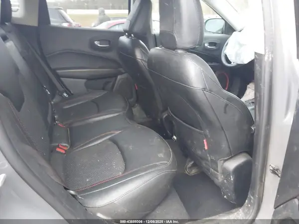 3C4NJDDB5MT594387 2021 JEEP COMPASS - Image 8