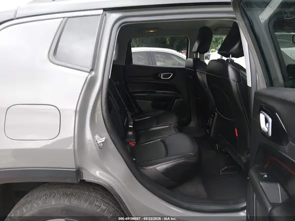 3C4NJDDB5NT134129 2022 JEEP COMPASS - Image 8