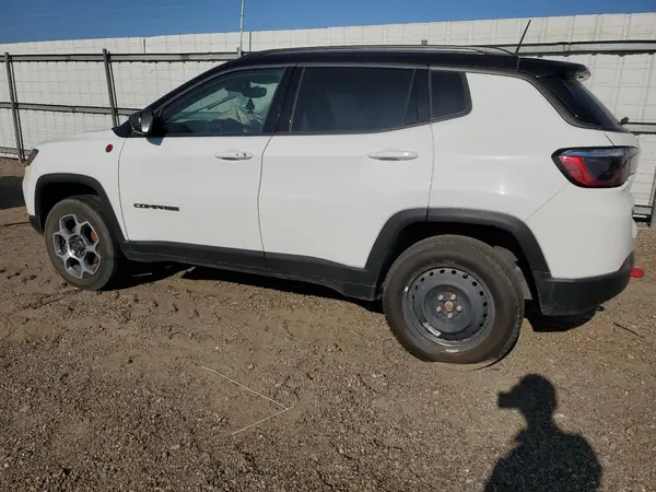 3C4NJDDB5NT148841 2022 JEEP COMPASS - Image 2