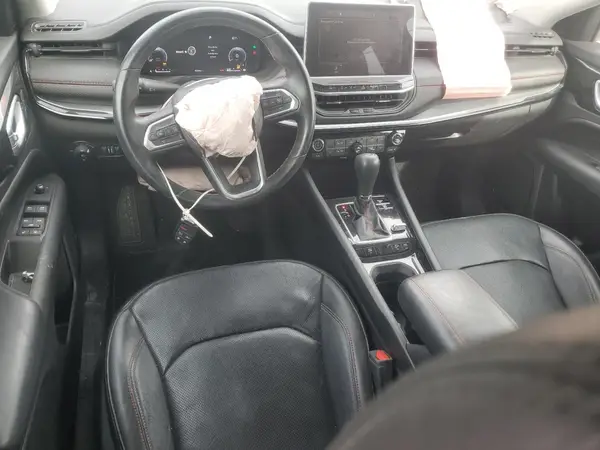 3C4NJDDB5NT157068 2022 JEEP COMPASS - Image 8