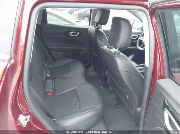 3C4NJDDB5NT183847 2022 JEEP COMPASS - Image 8