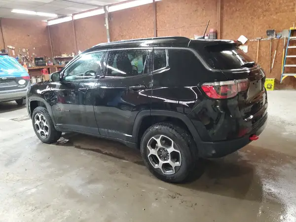 3C4NJDDB5NT192208 2022 JEEP COMPASS - Image 2