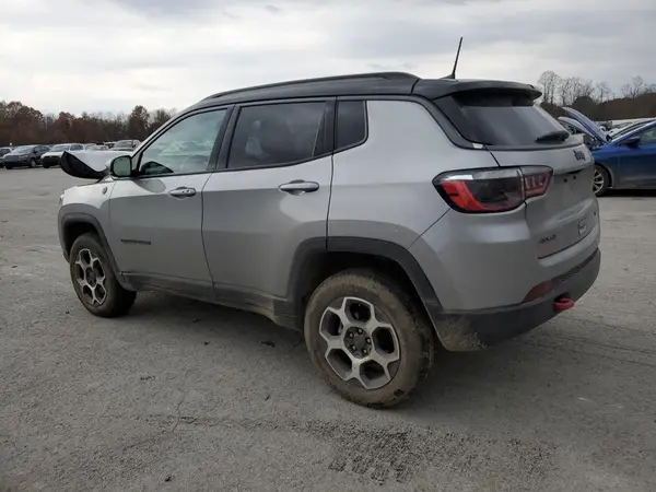 3C4NJDDB5NT192256 2022 JEEP COMPASS - Image 2