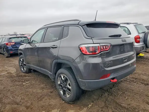 3C4NJDDB6HT646518 2017 JEEP COMPASS - Image 2